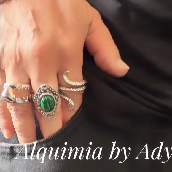 Alquimia Silver Heart Ring - Picture 6 of 6